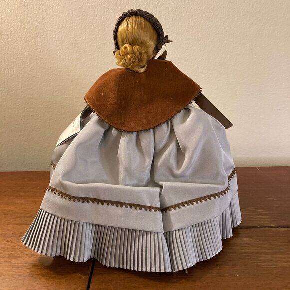 Vintage 80s Madame Alexander 10" Anastasia Cissette #1125 (1989) Portrettes EUC - Picture 2 of 4